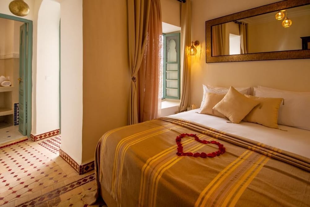 Junior Double Room, 1 Double Bed, Non Smoking, Pool View