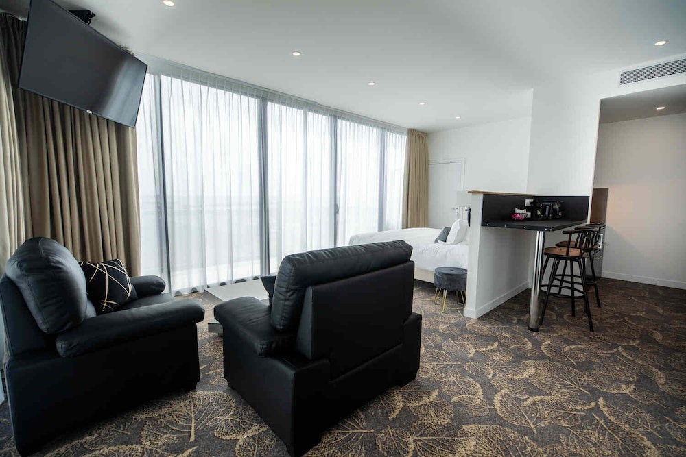 Suite, Sea View - Photo 9
