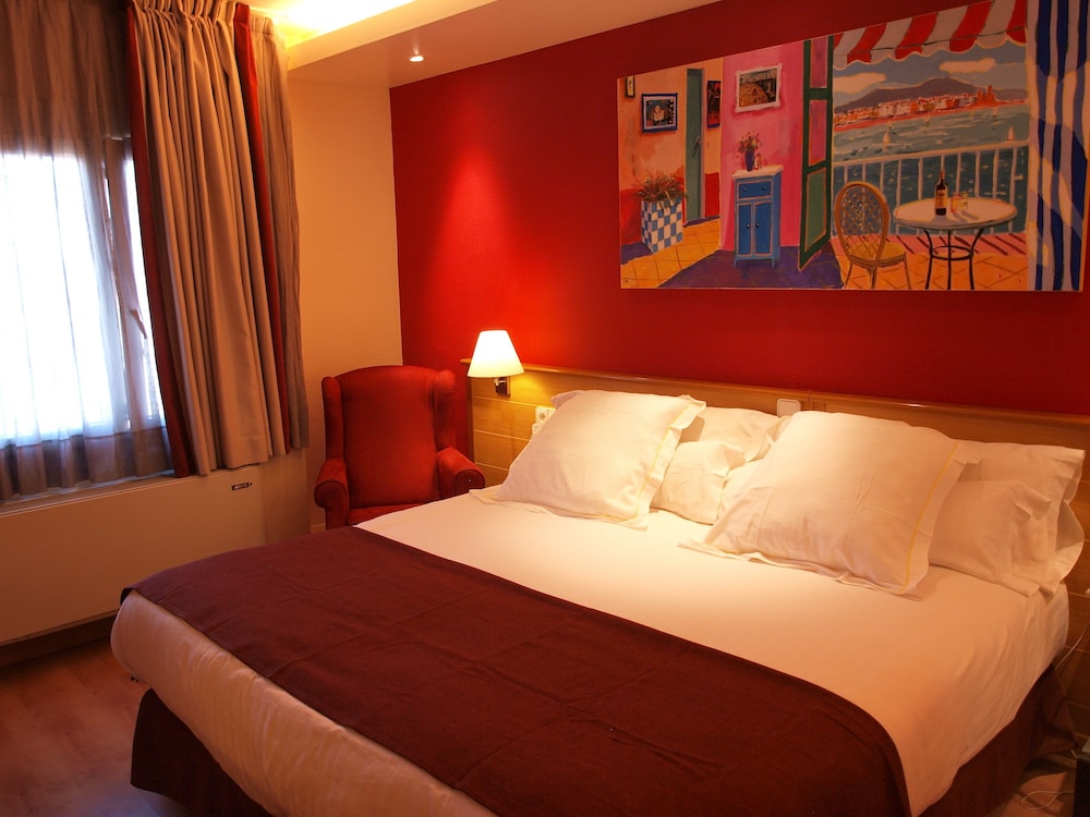 Basic Double Room