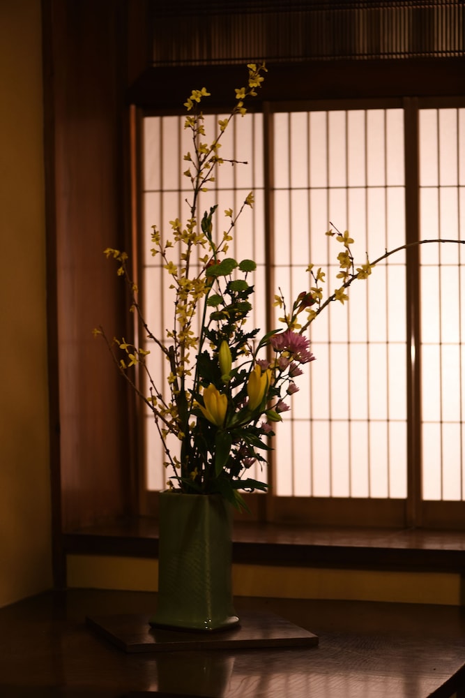 Standard Room, Multiple Beds, Private Bathroom (6-8 Tatami Mats) photo 3