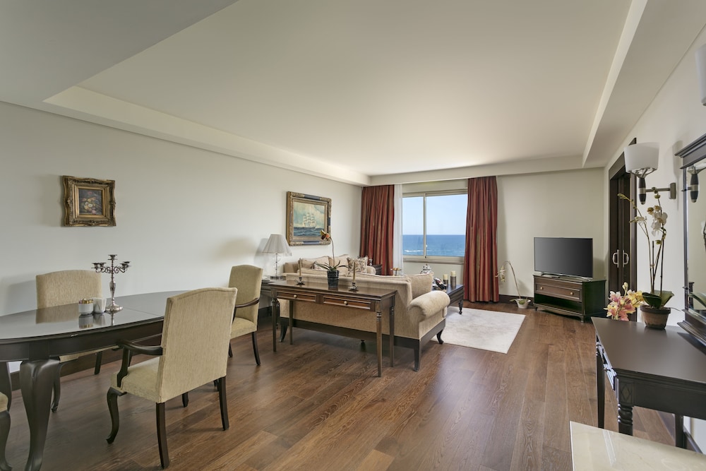 Royal Suite photo 3