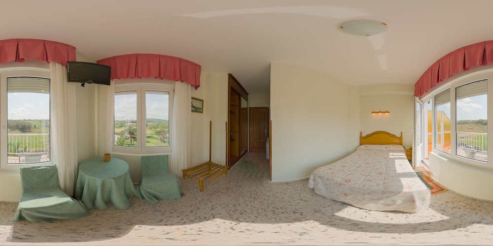 Economy Double Room, 1 Double Bed photo 3