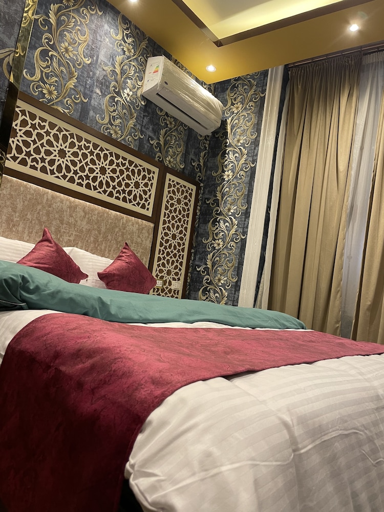 Deluxe Single Room, City View