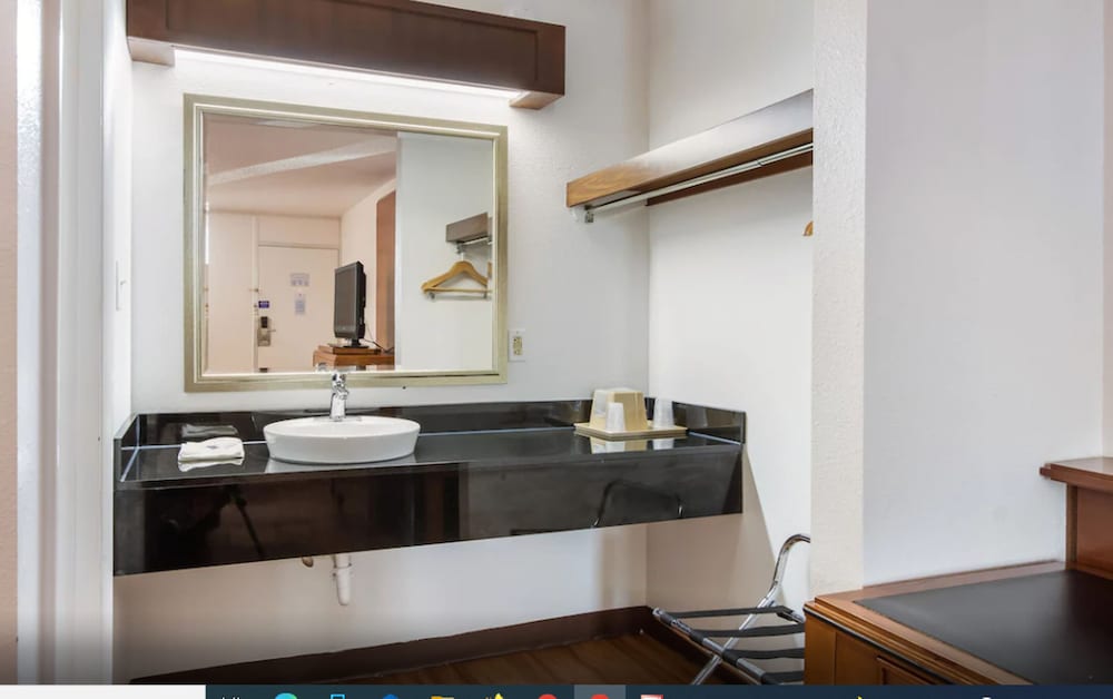 Standard Room, 2 Double Beds, Accessible, Non Smoking