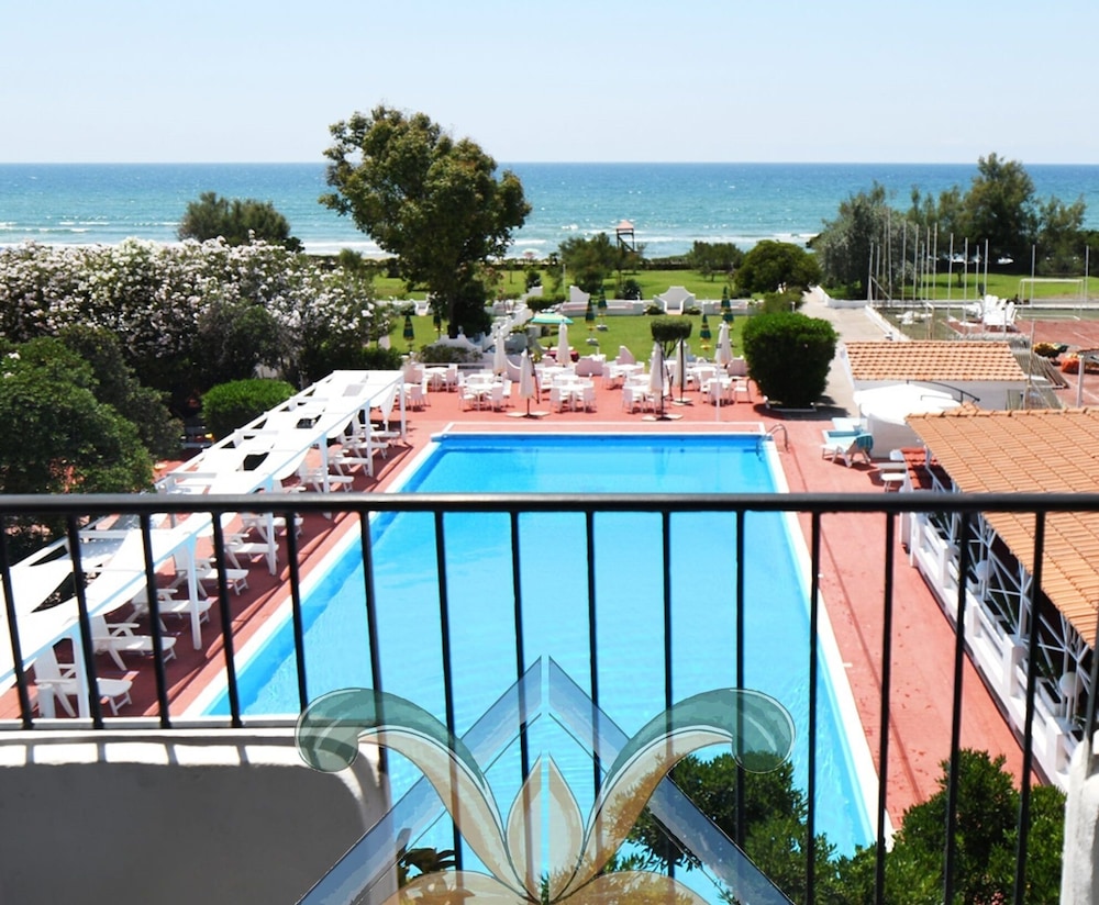 CAMERA ECONOMY VISTA MARE FRONTALE photo 1