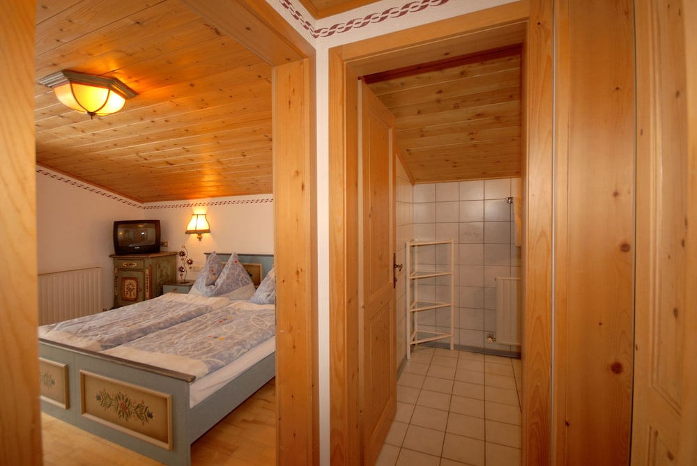 Double Room (incl. 65 EUR Cleaning Fee) photo 2