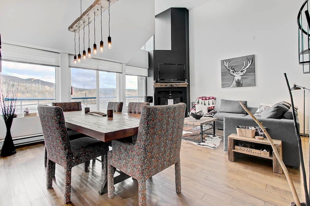Premium Condo, 4 Bedrooms, Mountain View