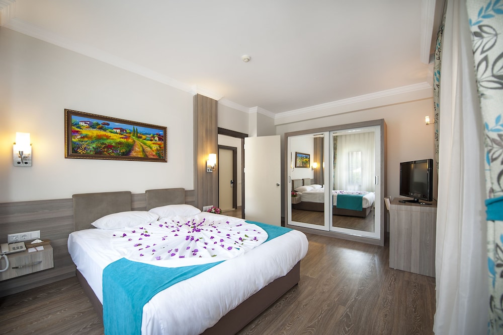 Standard Room photo 3