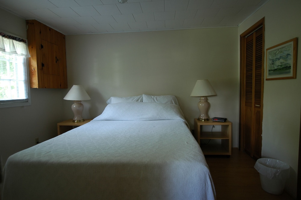 Cottage, 3 Bedrooms, 2 Bathrooms photo 1