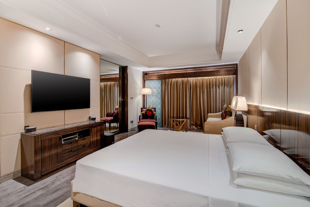 Hyatt Executive Suite