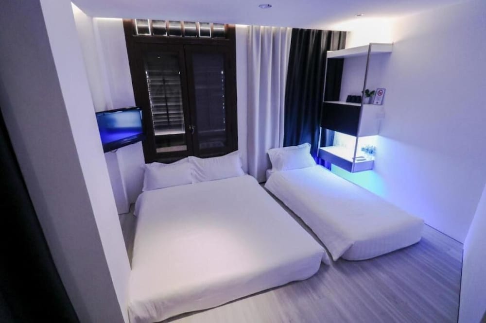 Deluxe Triple Room photo 2
