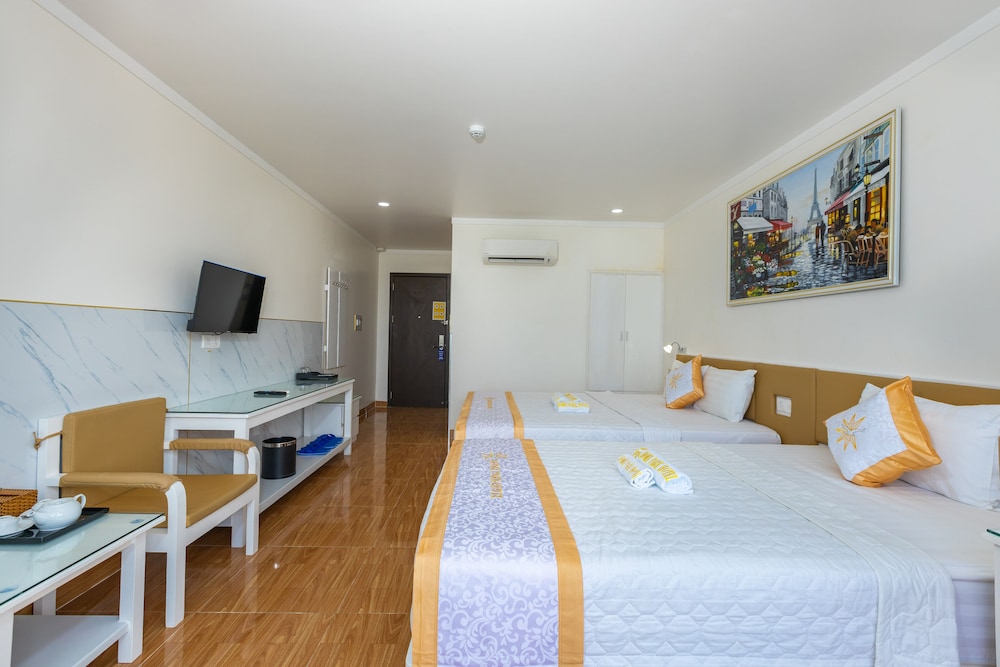 Deluxe Twin Room photo 3
