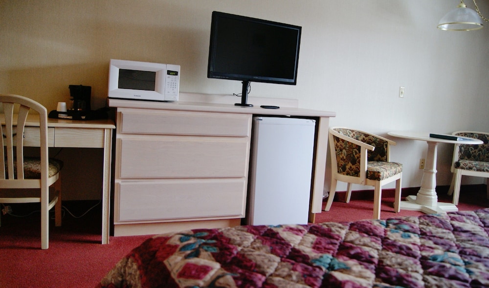 Deluxe Room, 2 Queen Beds, Accessible photo 3