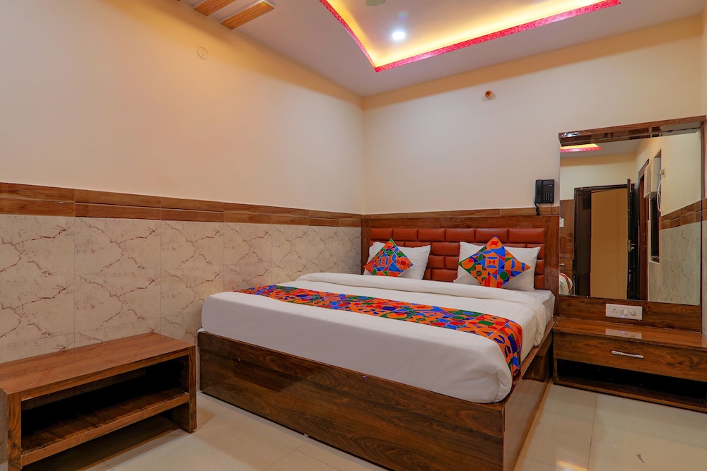 Deluxe Room - Photo 4