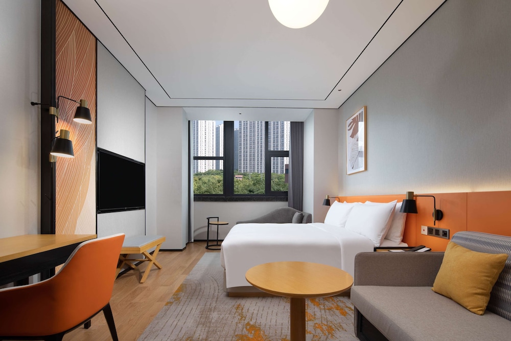 Room, 1 King Bed, Accessible