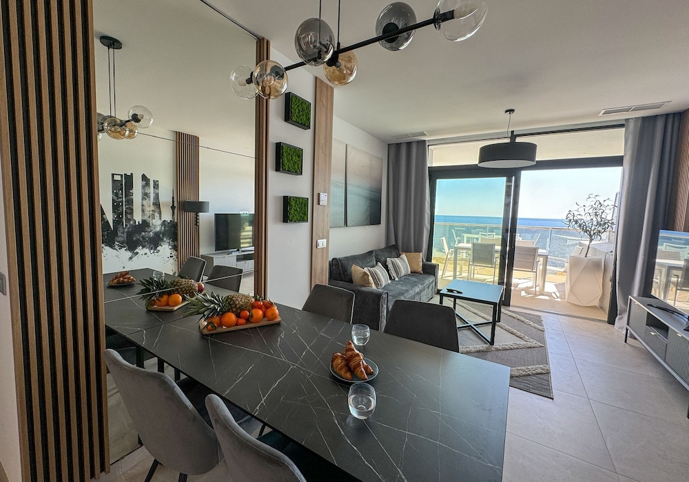 Deluxe Apartment, Balcony, Beach View