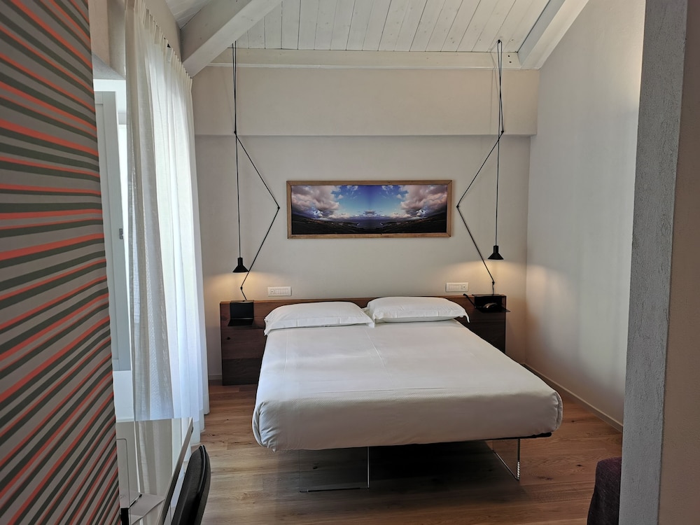 Junior Double Room