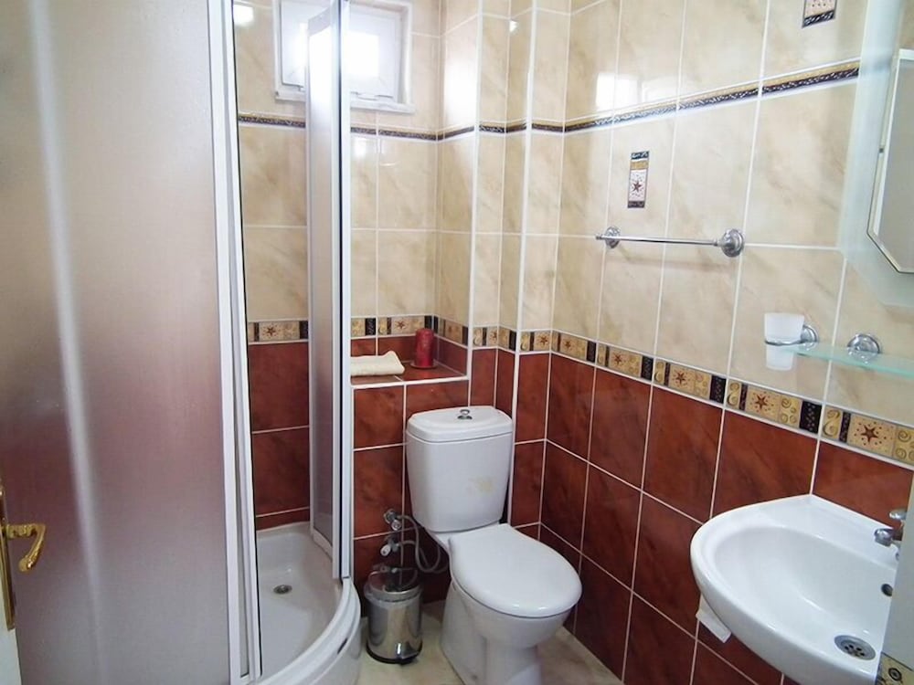 Villa photo 2