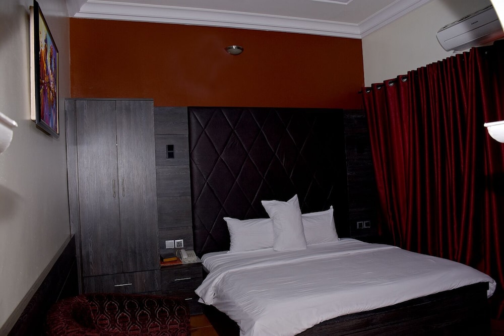 Grand Room - Photo 4