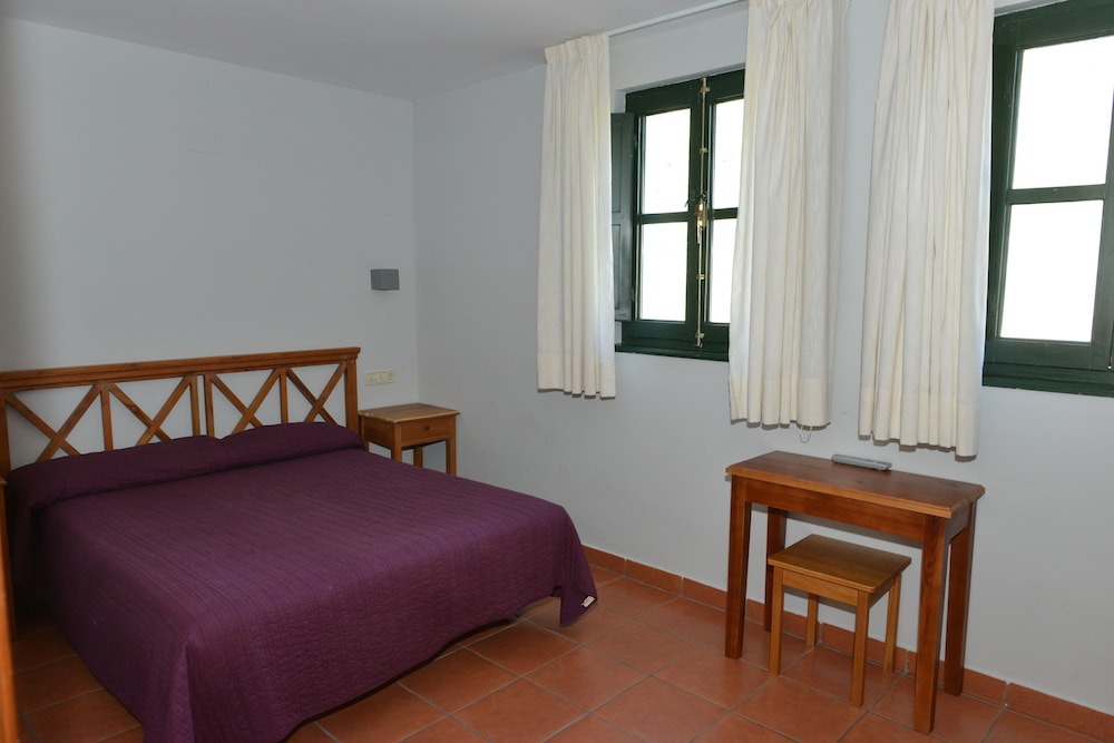 Standard Double or Twin Room photo 2