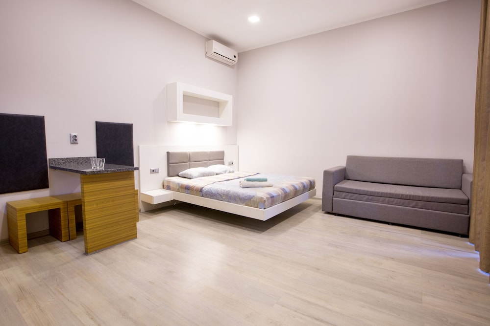 Deluxe Quadruple Room photo 1