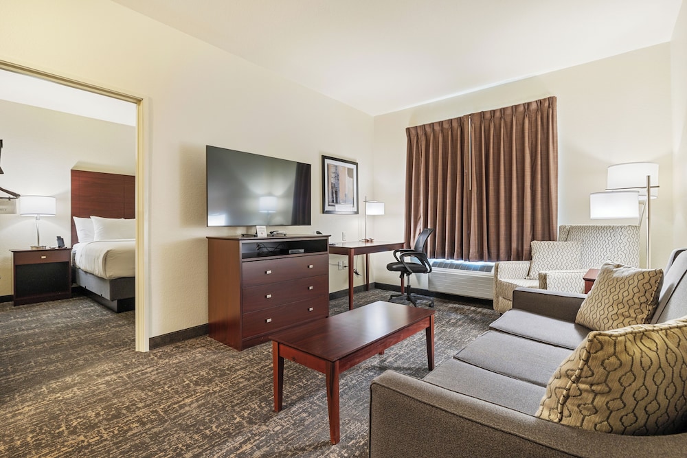 Suite, Multiple Beds, Non Smoking (Extended Stay, Audible/Visual Alert)