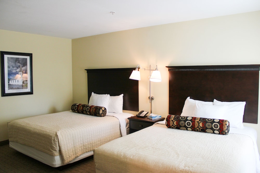 Family Suite, Multiple Beds photo 3