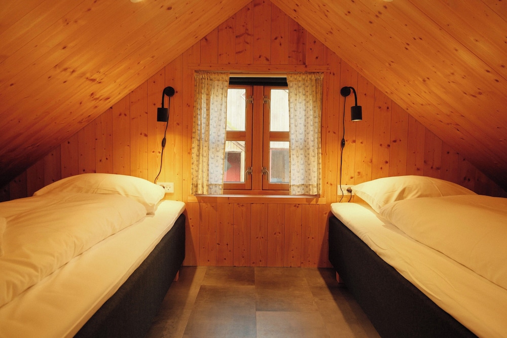 Múlafossur Cottage no 2: Tjaldurssmáttan photo 1