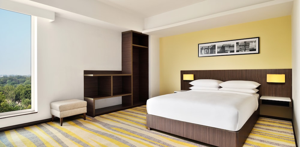 Premium Room, 1 Queen Bed photo 2
