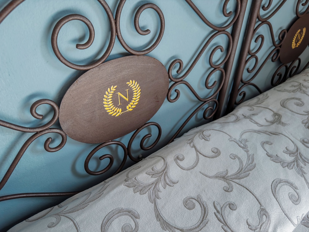 Superior Room - Photo 11