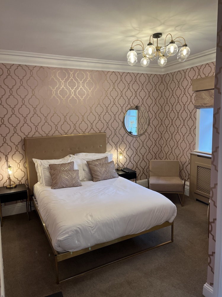 Deluxe Double Room, Ensuite photo 1