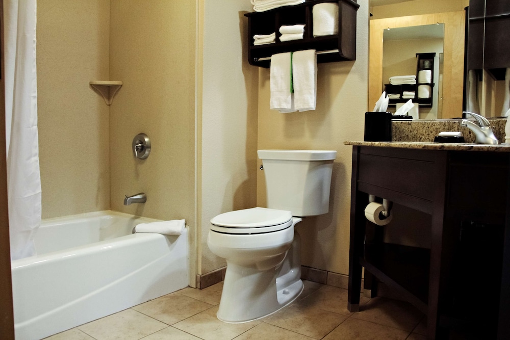 Suite, Multiple Beds - Photo 4