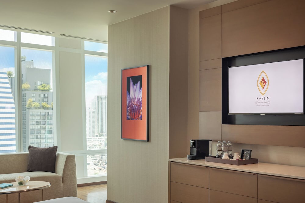 Grand Executive Deluxe with Lounge Access