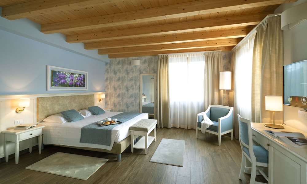 Superior Room - Photo 3
