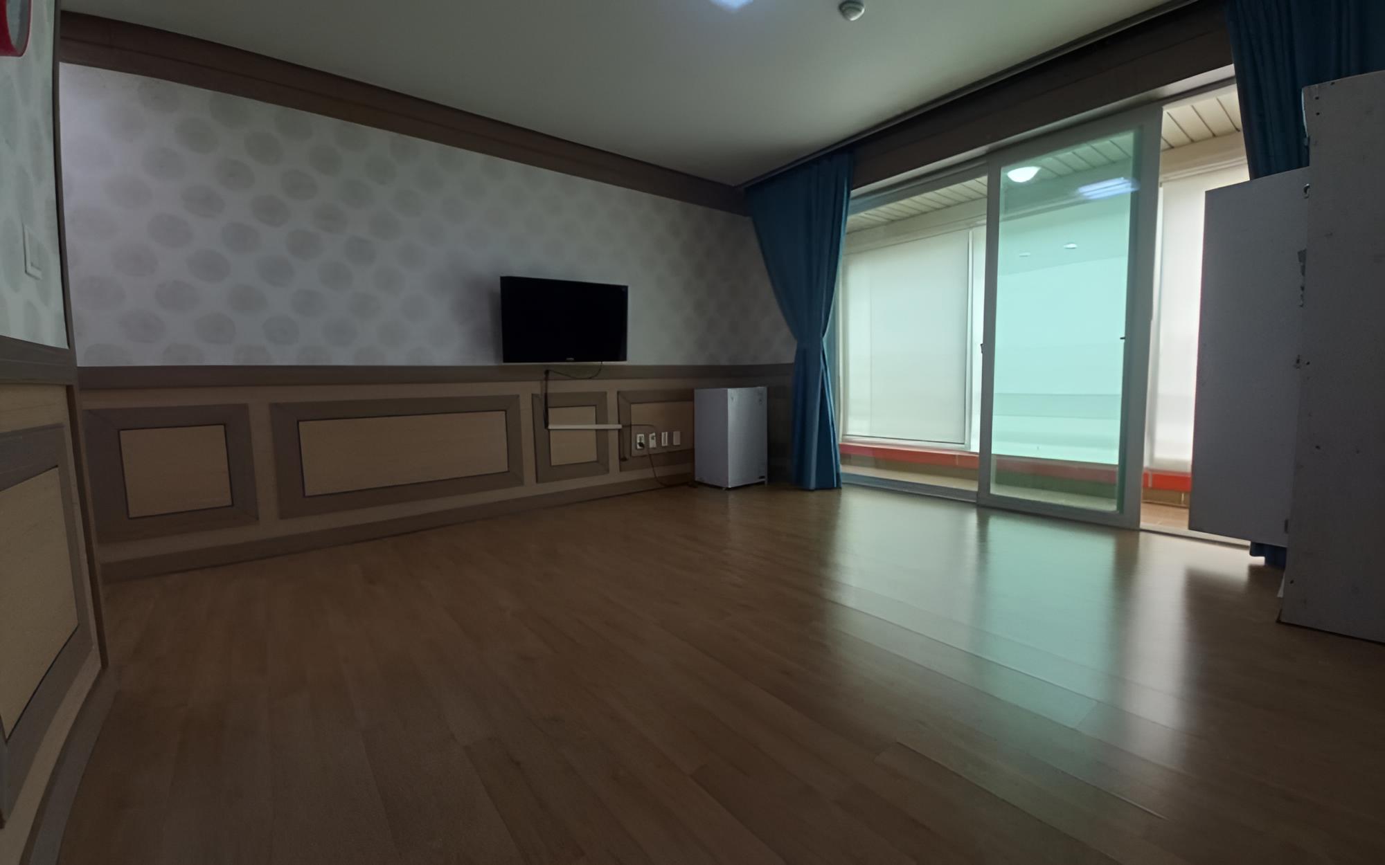 Room (Songol) - Photo 3