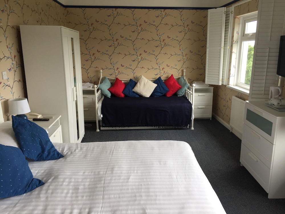 Family Room, Sea View - Photo 2