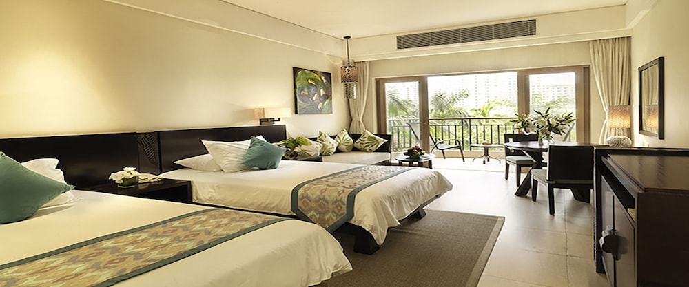 Superior Twin Room, 2 Twin Beds, Smoking, Sea View