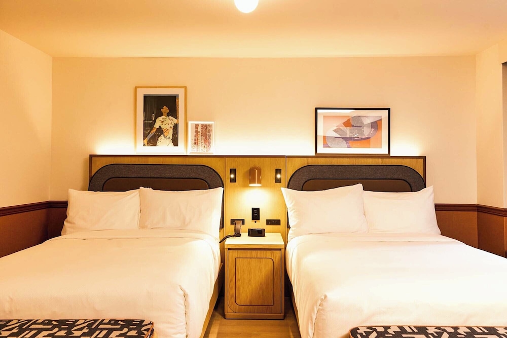 Room, 2 Double Beds (Groovy Two Doubles) - Photo 8