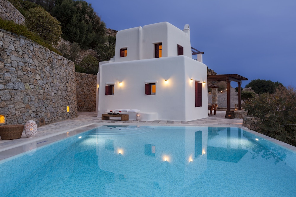 AGL Luxury Villas Eirene