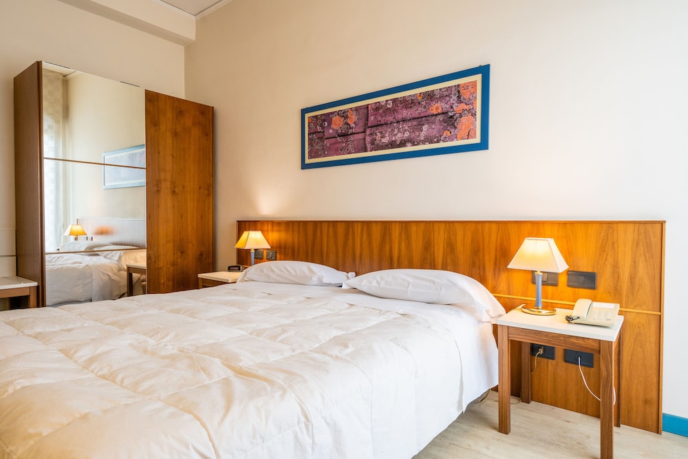 Double Room - Photo 4