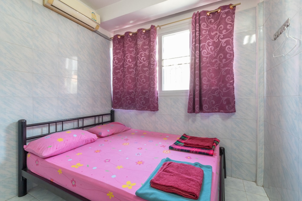 Standard Double Room with Shared Bathroom photo 1
