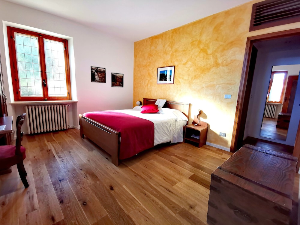 Double Room, Ensuite, Vineyard View photo 1