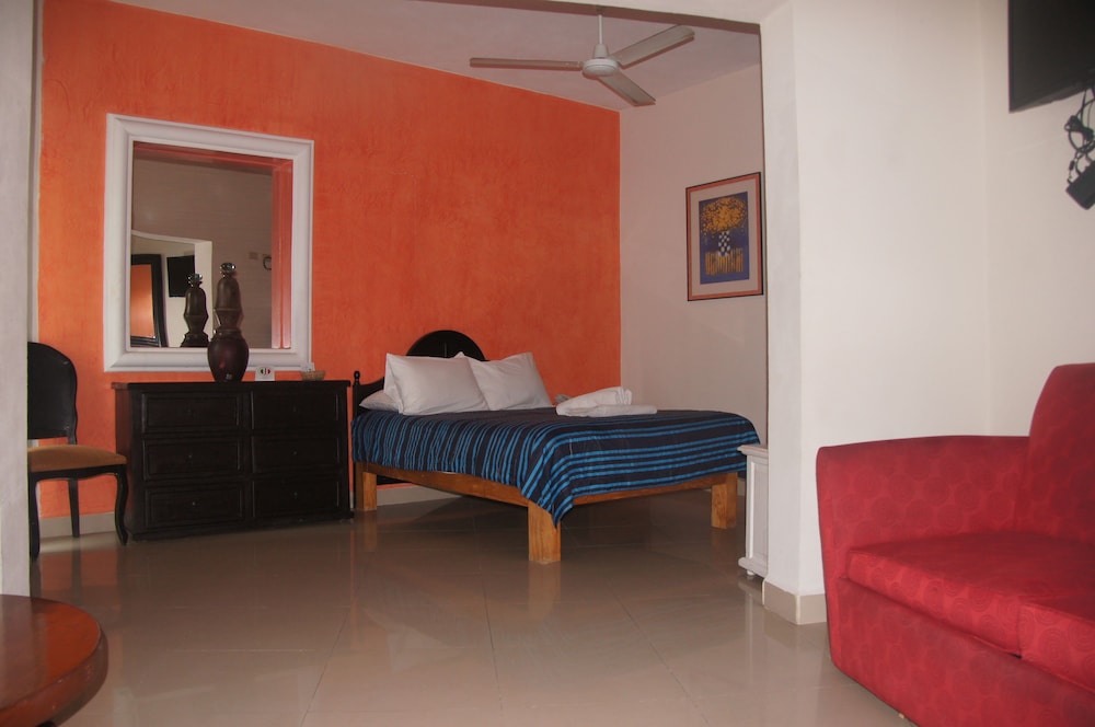 Family Economy Room with Fan photo 2