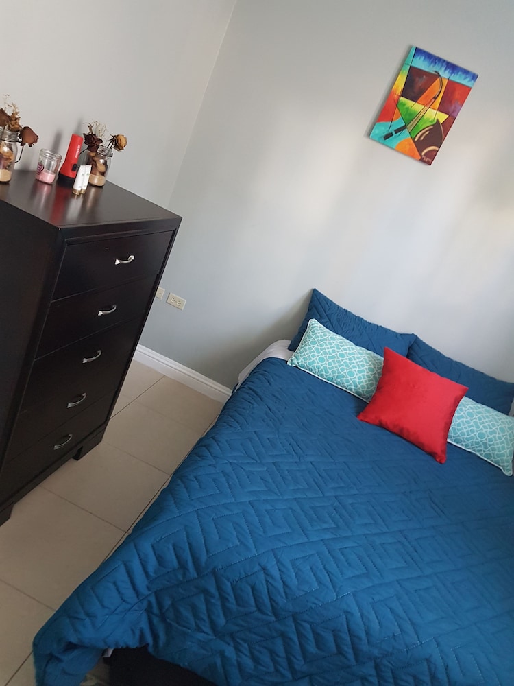 Economy Single Room, 1 Double Bed, Accessible, Allergy Friendly photo 3