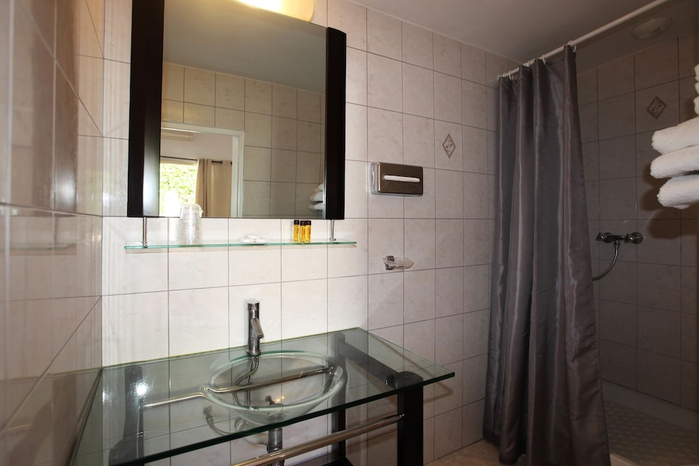 Twin Room, Garden View