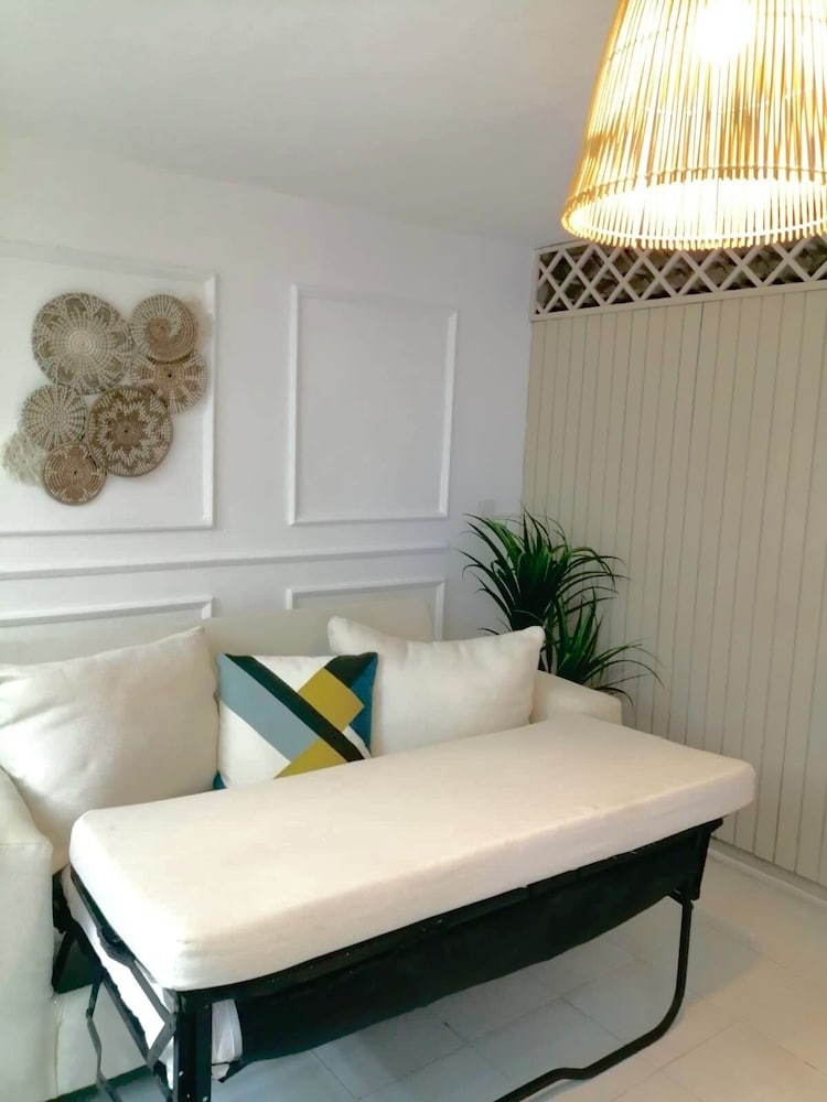 Design Condo, Garden View, Poolside photo 3