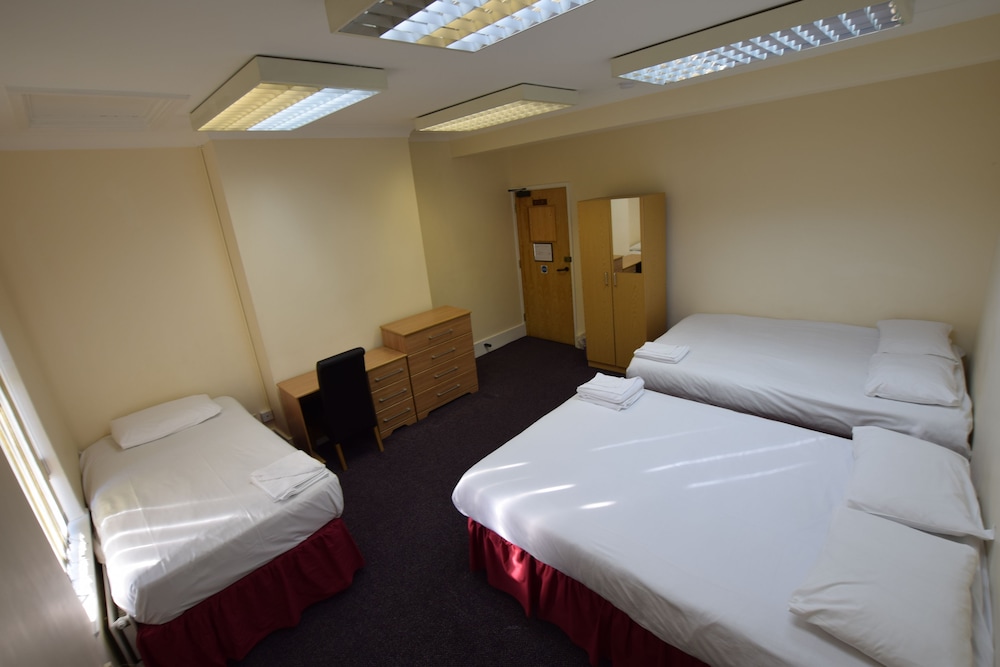 Triple Room - Photo 2