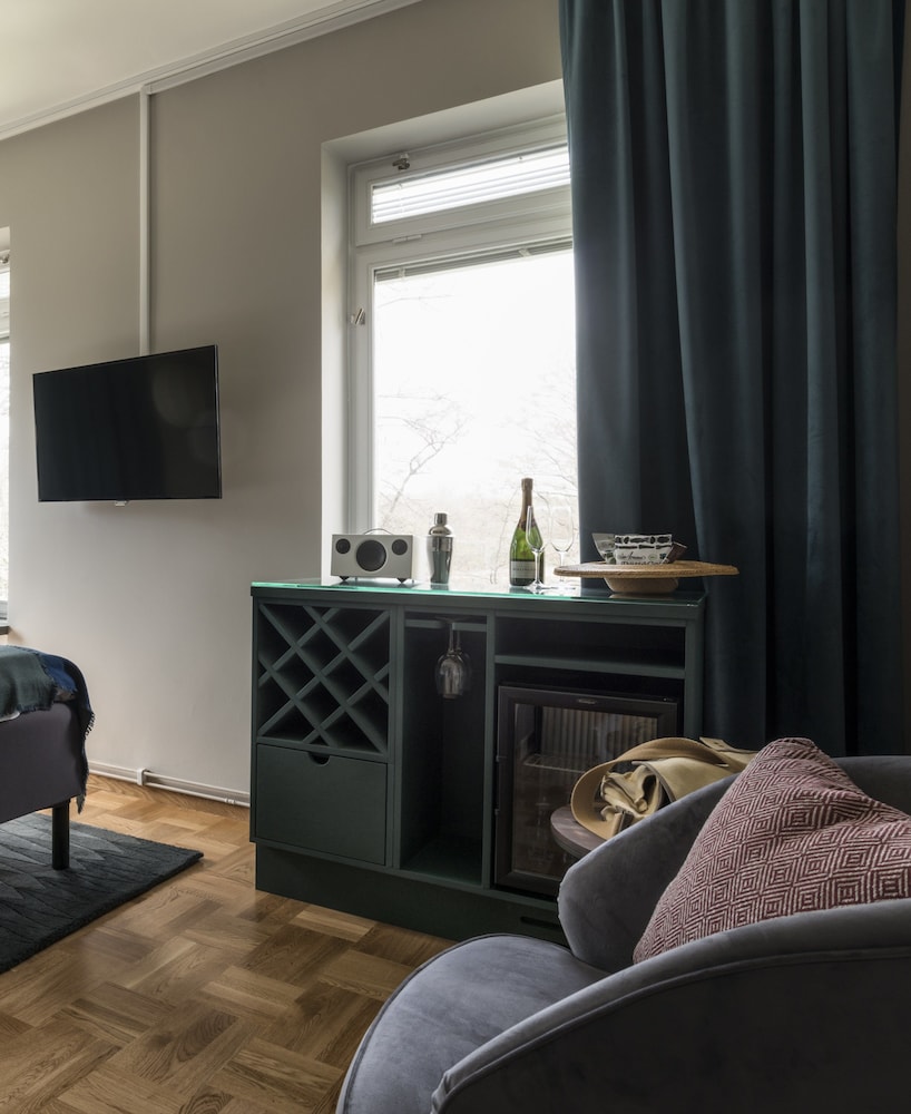 Superior Double Room, 1 King Bed (Room located 150 m from the castle) photo 2