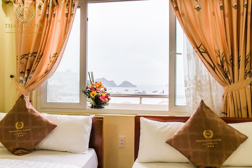 Deluxe Triple Room, Ocean View photo 2