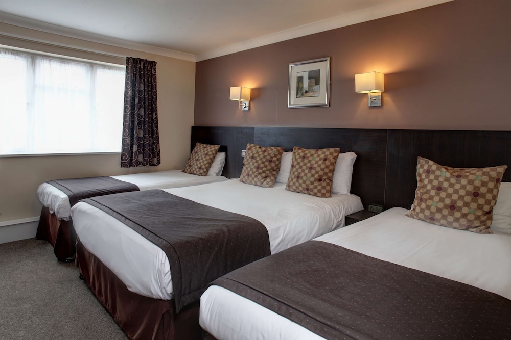 Standard Room, Multiple Beds, Non Smoking photo 3